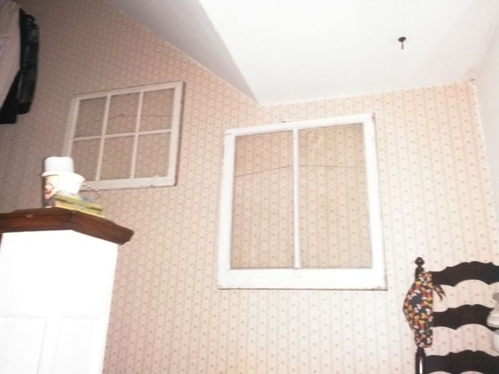 q how to upcycle old windows