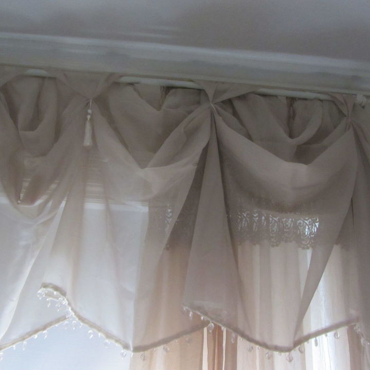 oh no uneven curtains and i don t like to sew