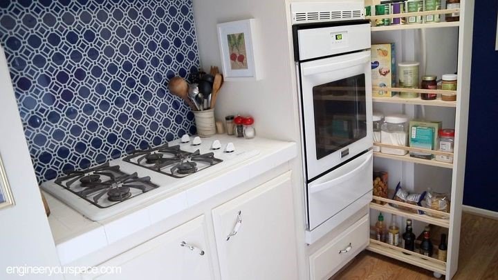 12 ideias de cozinha pequena para limpar a desordem e maximizar o armazenamento, Decorando cozinhas pequenas Engineer Your Space