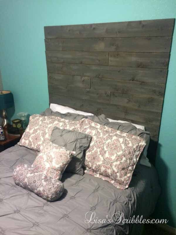 20 best diy wooden headboard ideas, Rustic Wood Headboard Lisa L Wiedmeier