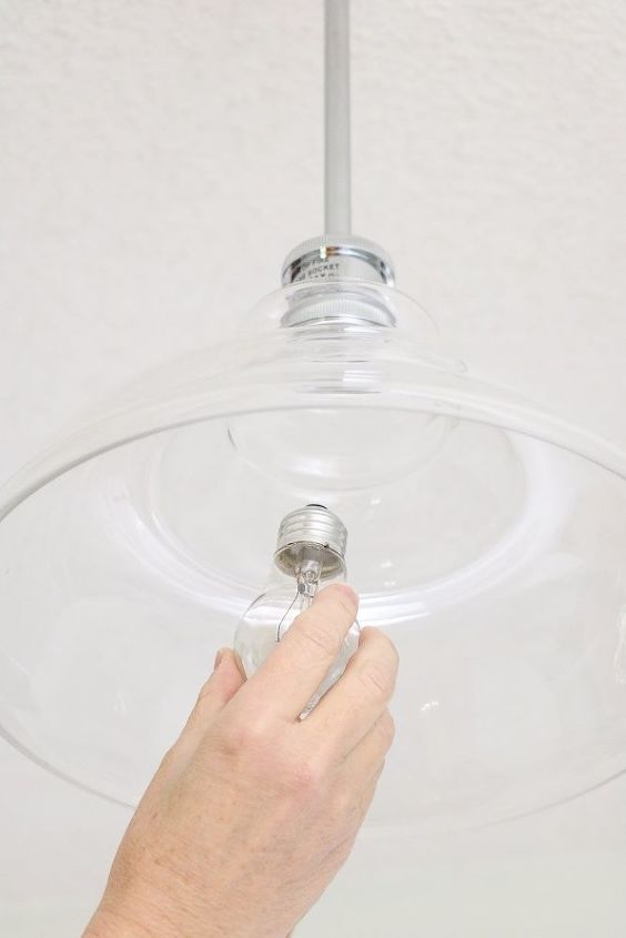 easy way to change a light bulb