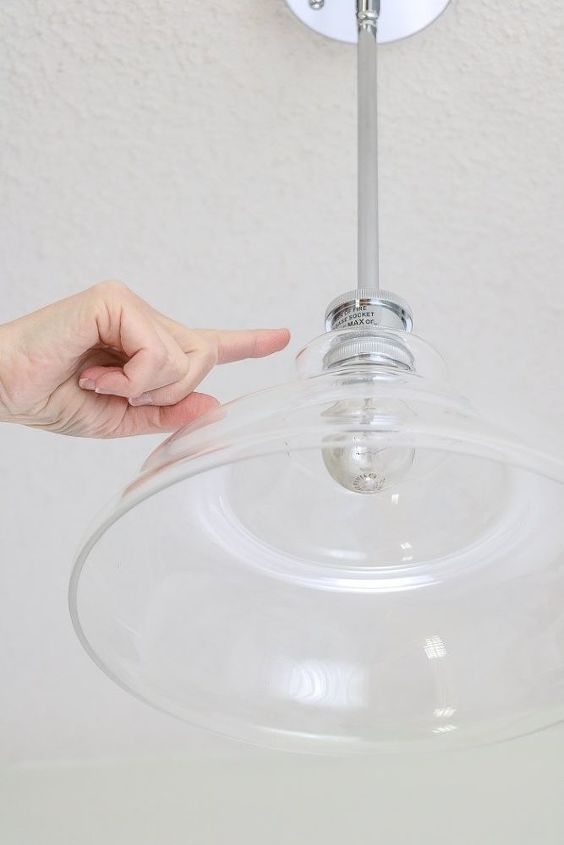 easy way to change a light bulb
