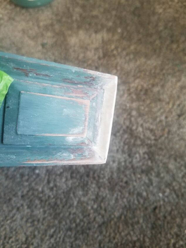 jewelry box with missing molding fixed with bondo