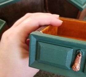 jewelry box with missing molding fixed with bondo