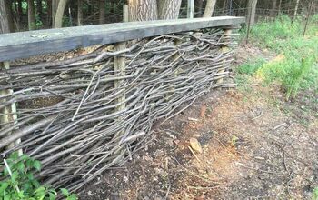 Turning Dreaded Buckthorn Into an English Wattle Fence