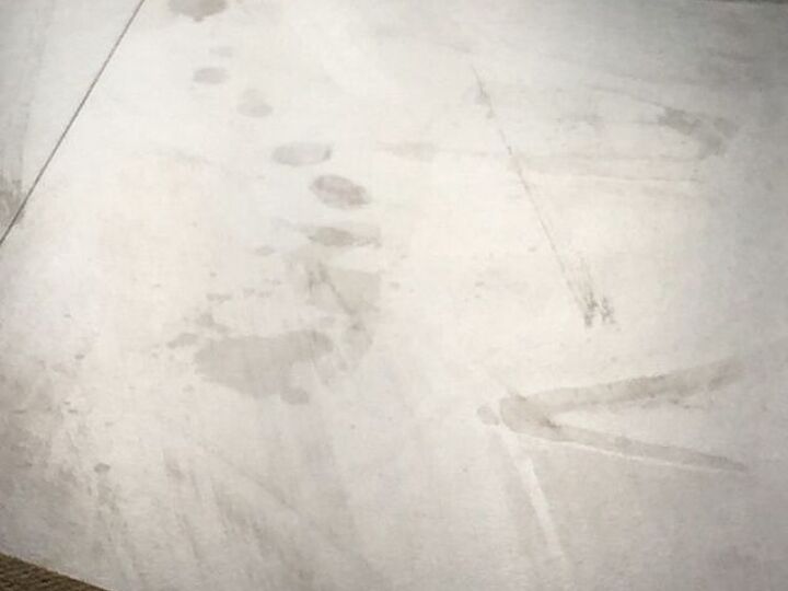 q bought a brand new vylnile floor