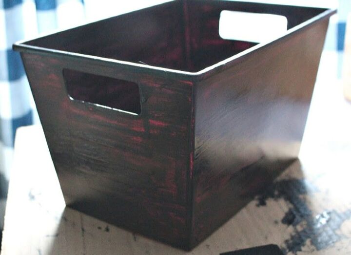 how to paint dollar store plastic bins to look like metal