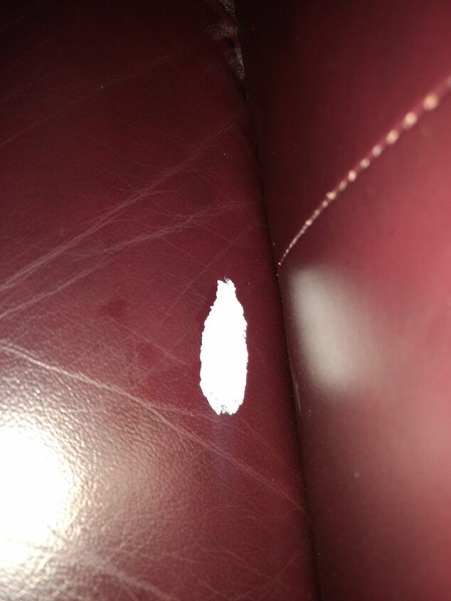q how do i remove oil based paint from a leather recliner