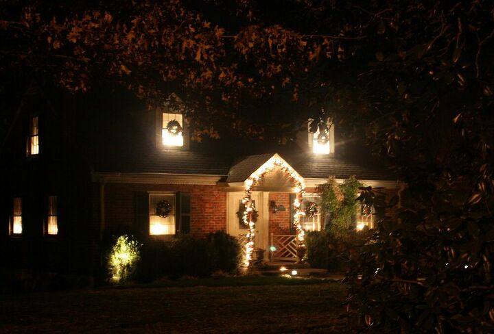 25 great ideas to improve your curb appeal in a weekend, Light the Way to Your Family Home for Christmas Curb Appeal