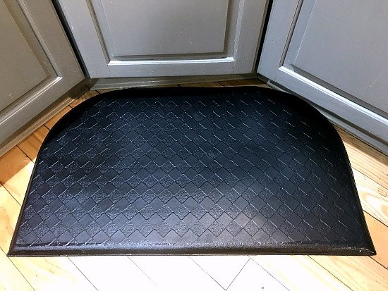 make your kitchen mat look brand new