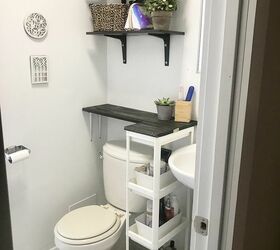 https://cdn-fastly.hometalk.com/media/2019/02/20/5328136/a-brilliant-solution-for-small-bathrooms-with-no-counter-space.jpg?size=720x845&nocrop=1