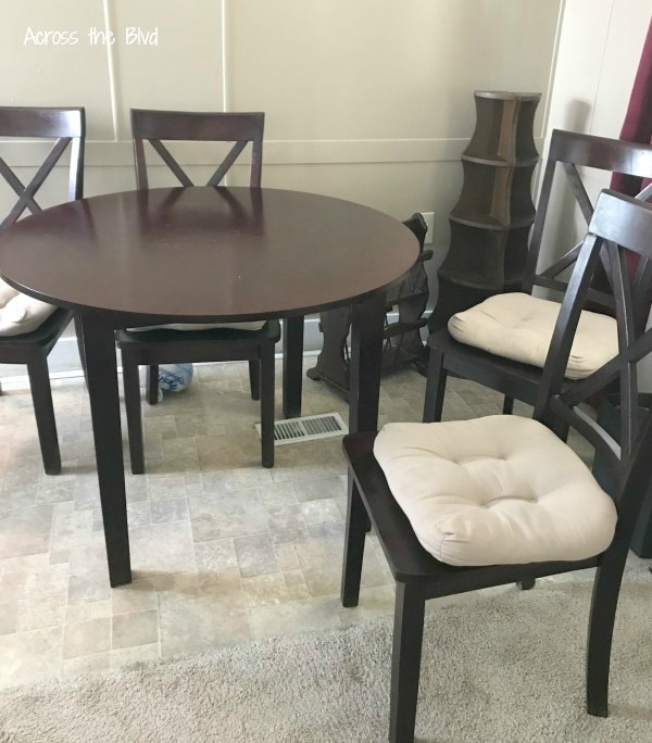 tips for painting a laminate table chairs