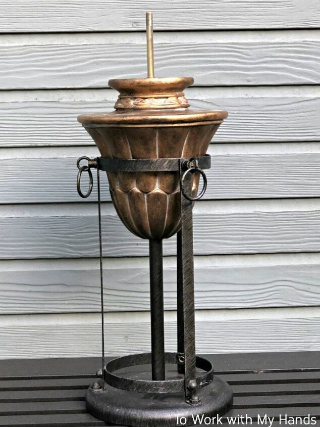 lampara de la tienda de segunda mano convertida en candelabro