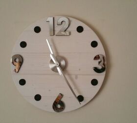 wall wood clock