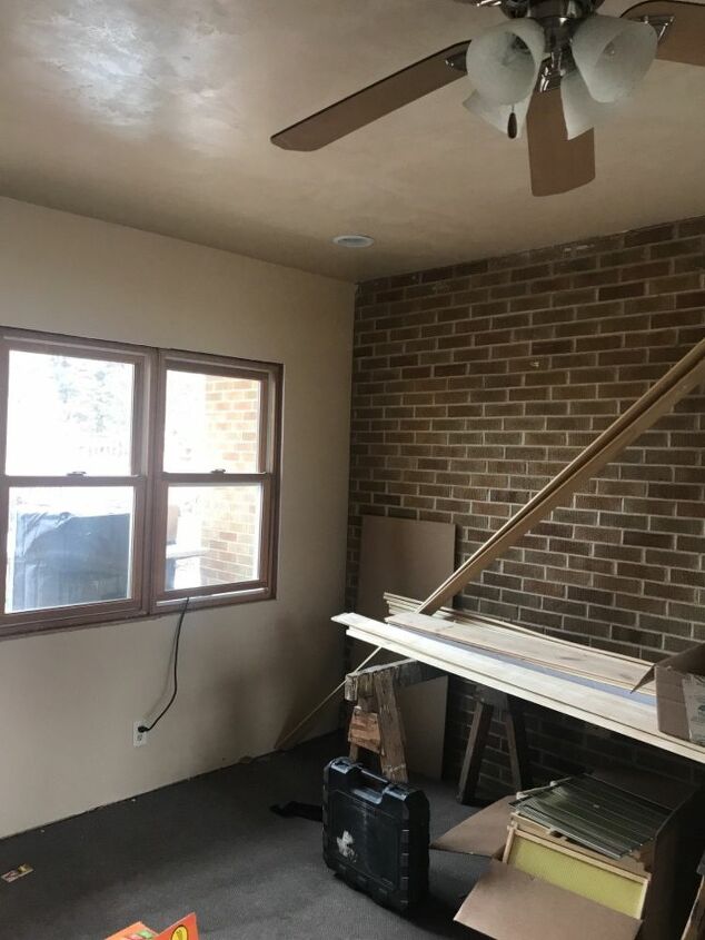 what can i do for my breezeway walls