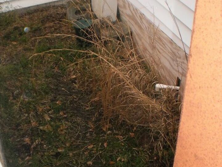 q how to use an l shaped hard to mow area tween house well house