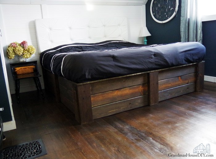 13 proyectos de marcos de cama de bricolaje con resultados magnficos, Este marco de cama de plataforma de bricolaje se construy con madera sobrante