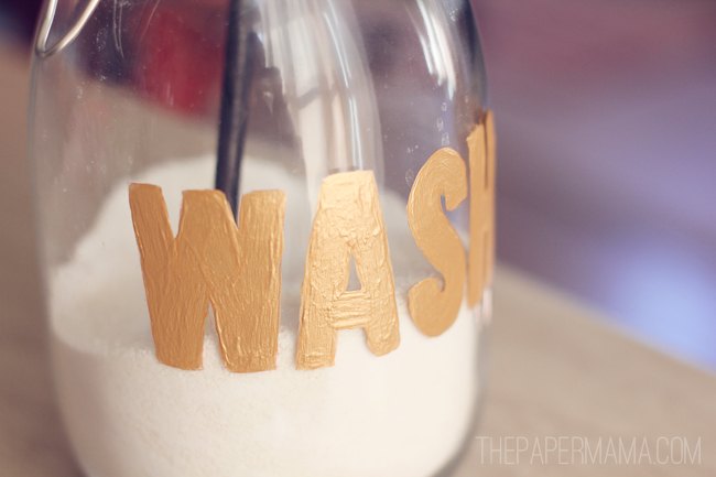homemade laundry detergent and wash jar diy