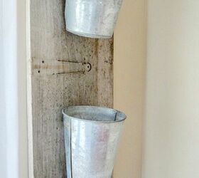 make a beautiful farmhouse planter in just a few easy steps
