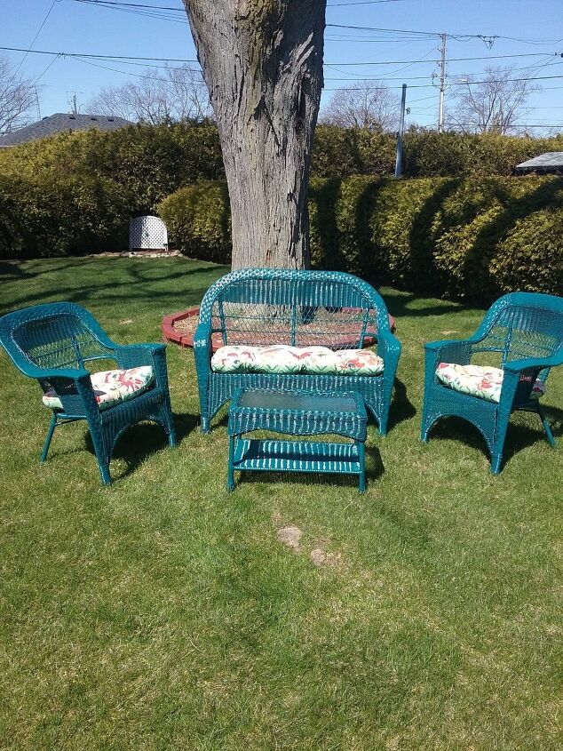 20 of the best diy patio furniture projects, Easy Transformation of Used Wicker Outdoor Patio Furniture