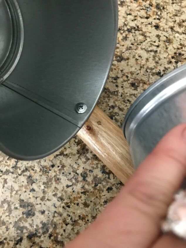 garden shovel wreath