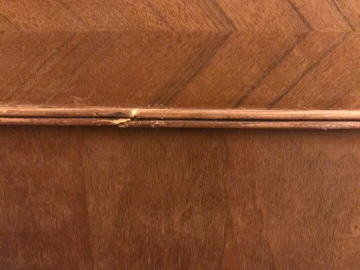 q how to repair this very fine art deco molding