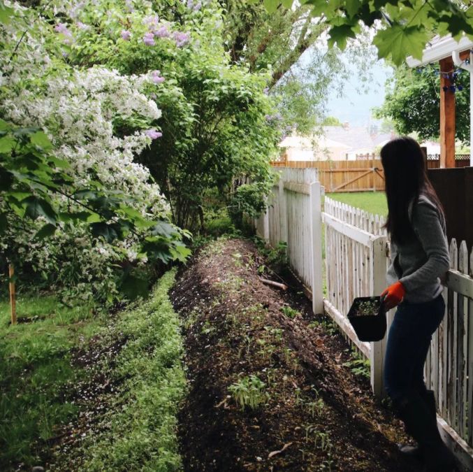 ideas de arriates elevados para transformar tu jardn, Hugelkultur Un parterre elevado respetuoso con el medio ambiente