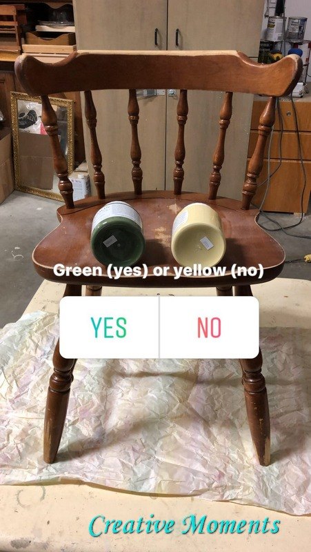 silla de acento verde profundo