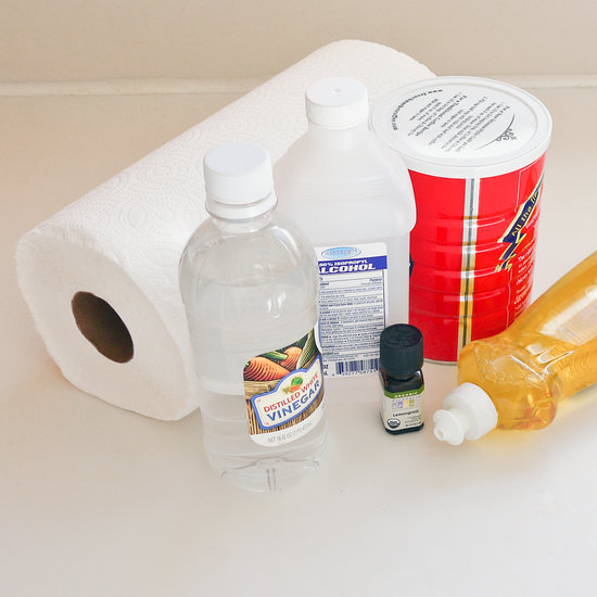 las mejores formas de limpiar toda la casa con vinagre, Haz tus propias toallitas con vinagre para limpiar