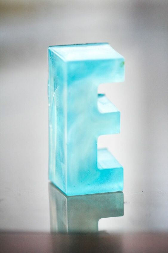 How to Make Gorgeous Epoxy Letters to Decorate Your Home DIY | Hometalk