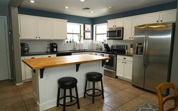 How to Paint Kitchen Cabinets White