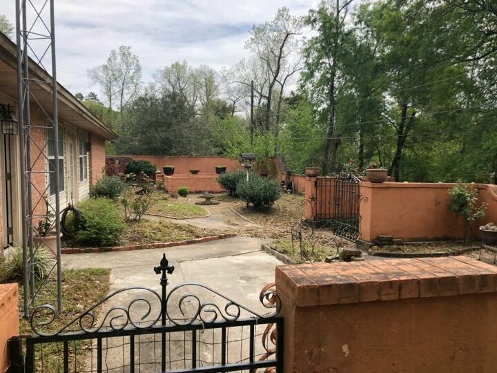 q help remodeling home and have no idea what to do with the patio