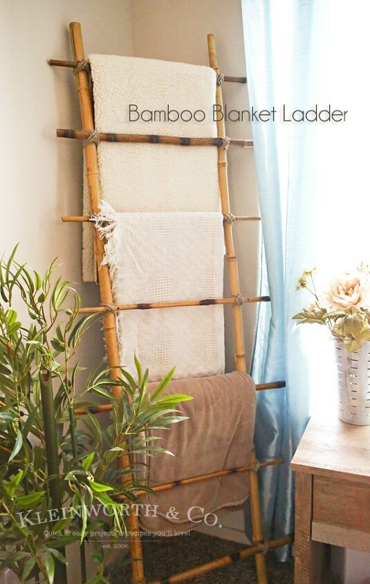 15 brillantes ideas de escaleras para mantas que te ayudarn a colgar cualquier cosa, Brillante escalera de bamb para mantas