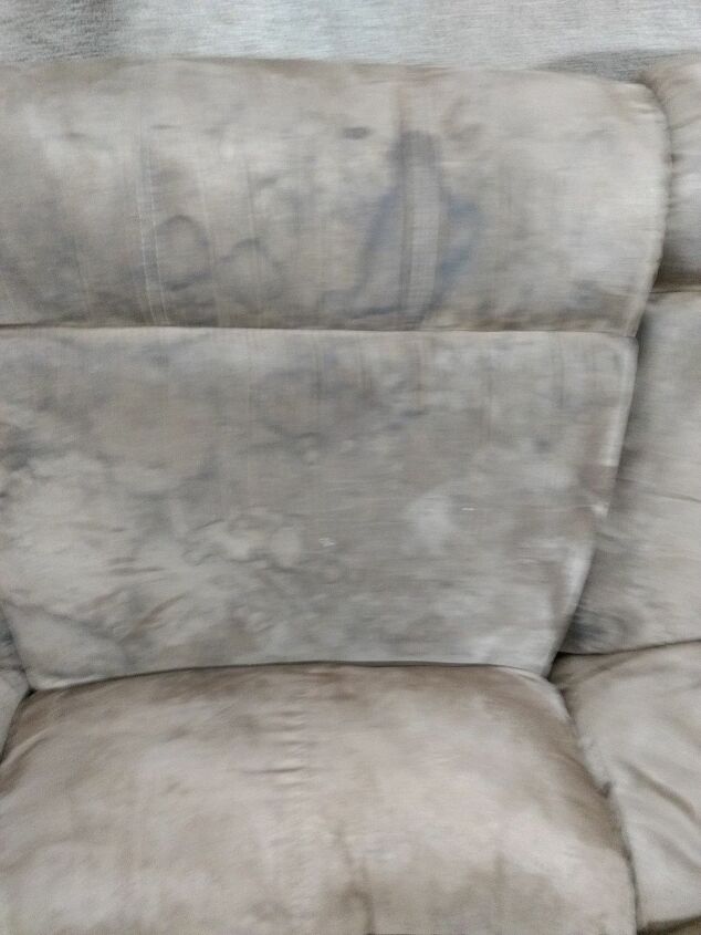 q how to clean a couch