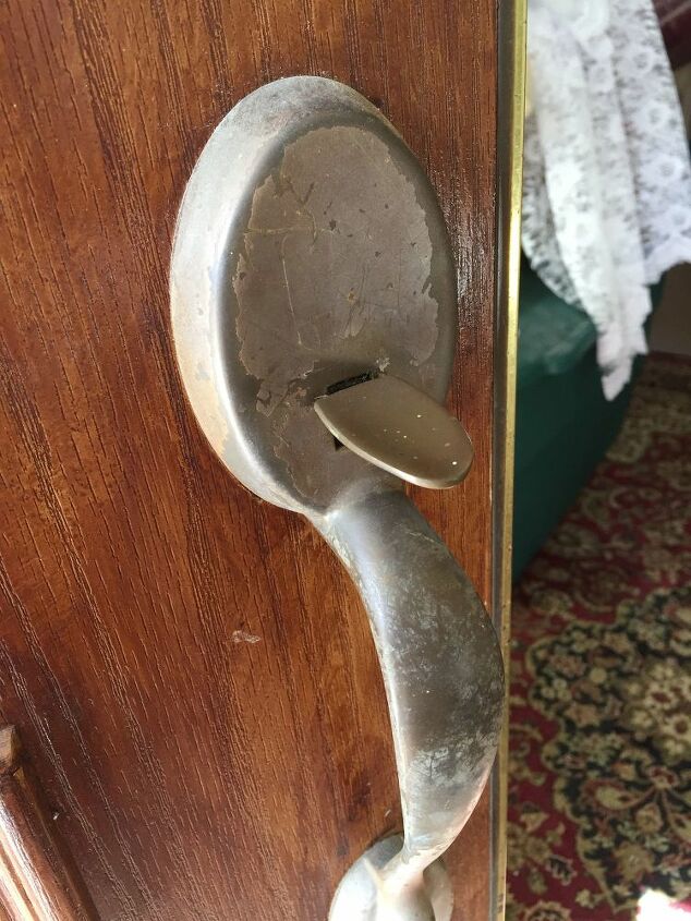 how do you clean an exterior door handle that s never been cleaned