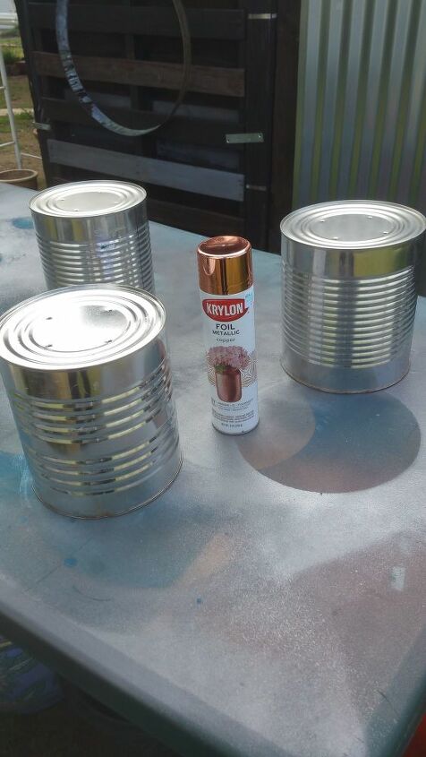 latas de hojalata y pintura en spray de cobre quien lo iba a decir