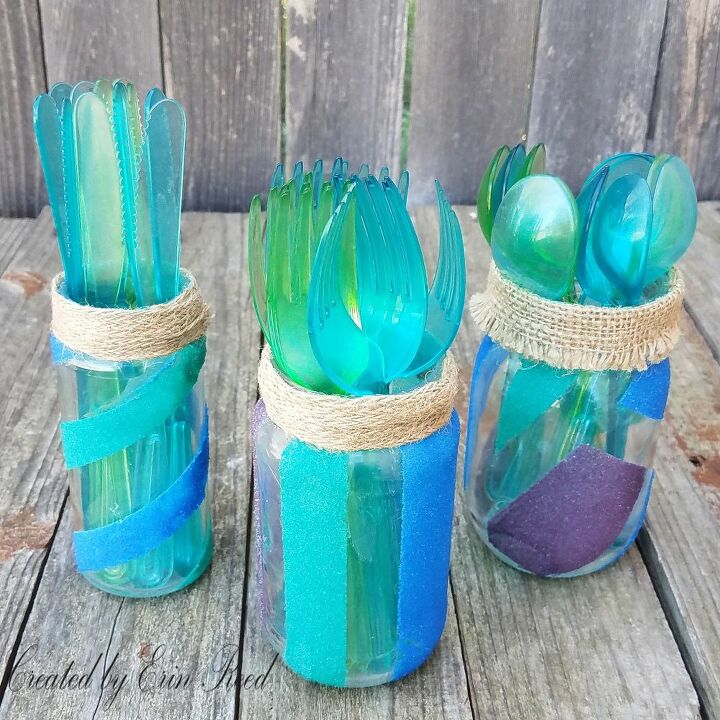 frascos de vidro pintados de areia