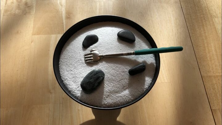12 ways to find peace with your own zen garden, Sand Based Zen Garden