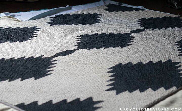 12 alfombras perfectas para complementar cualquier habitacin de su casa, Alfombras pintadas DIY