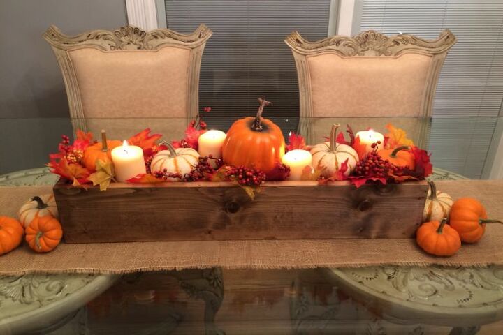 20 maneiras de decorar mesas e destacar comida com peas centrais, Caixa de centro de mesa de outono DIY