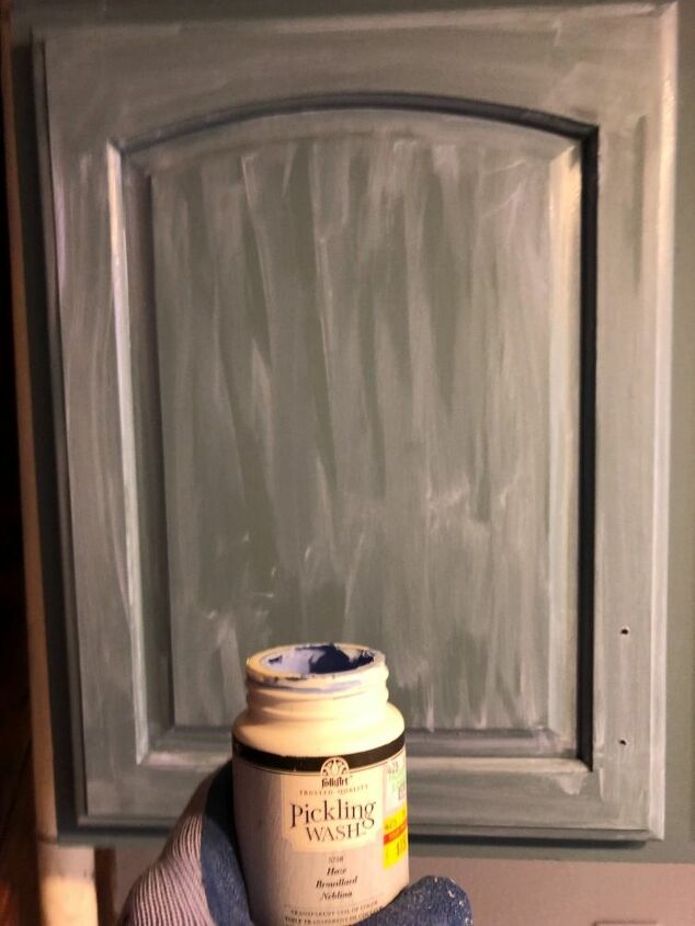 repurposed laundry room cabinets with country chic paints