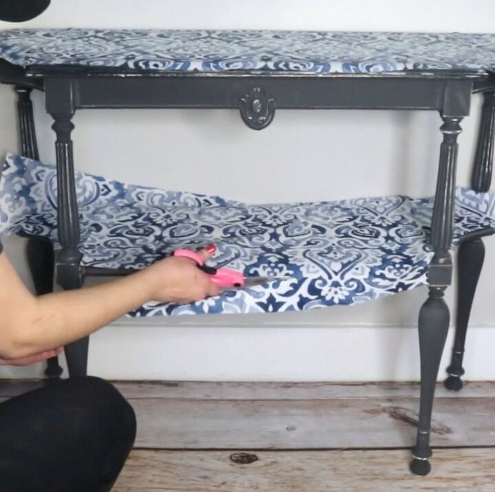 grab a shower curtain for this gorgeous table flip