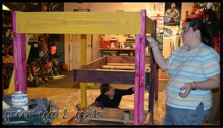 16 dreamy projects for bunk beds with style, Color Coordinated Bunk Beds