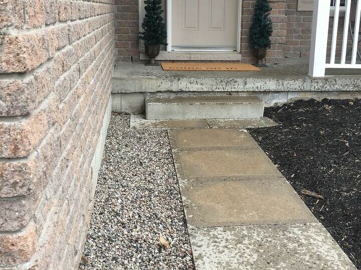 q how to spruce up the garden beside the walkway to the house