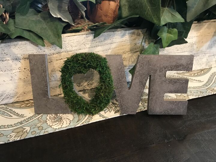 s 14 trendy wall decor ideas for 2019, Farmhouse Love Sign