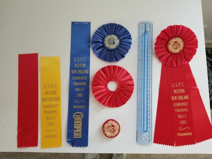 q looking for a way to repurpose horse show award ribons