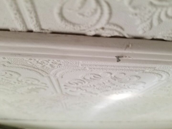 q attatch trim to traveler ceiling