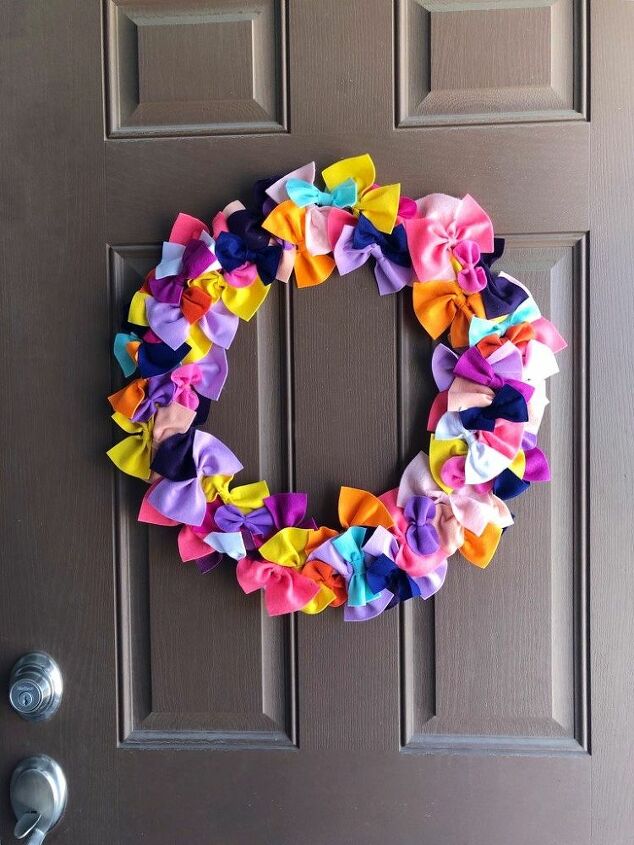 colorful felt bow wreath