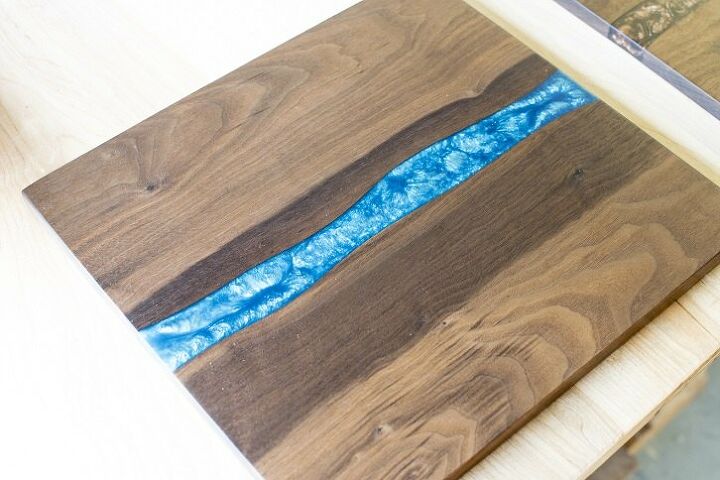 walnut cutting board with epoxy resin