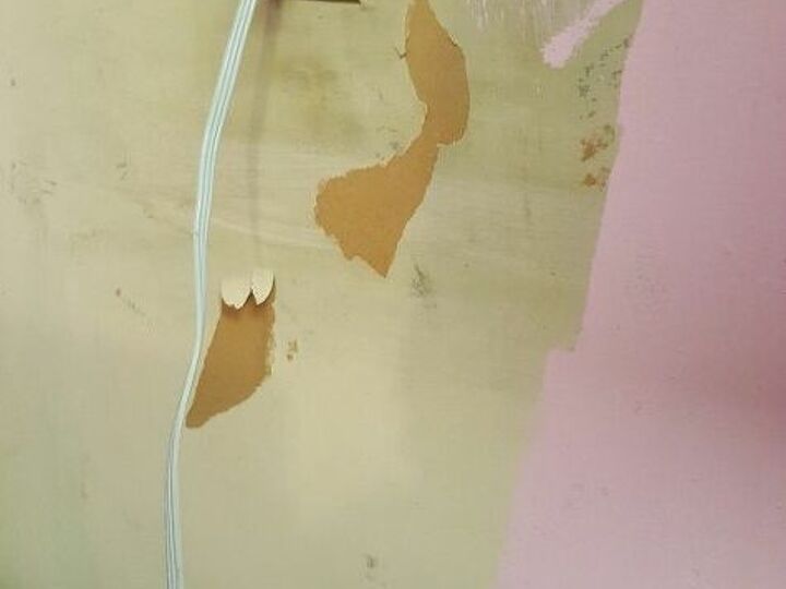 q how do i paint tne area that never was painted in 20 yrs it has torn